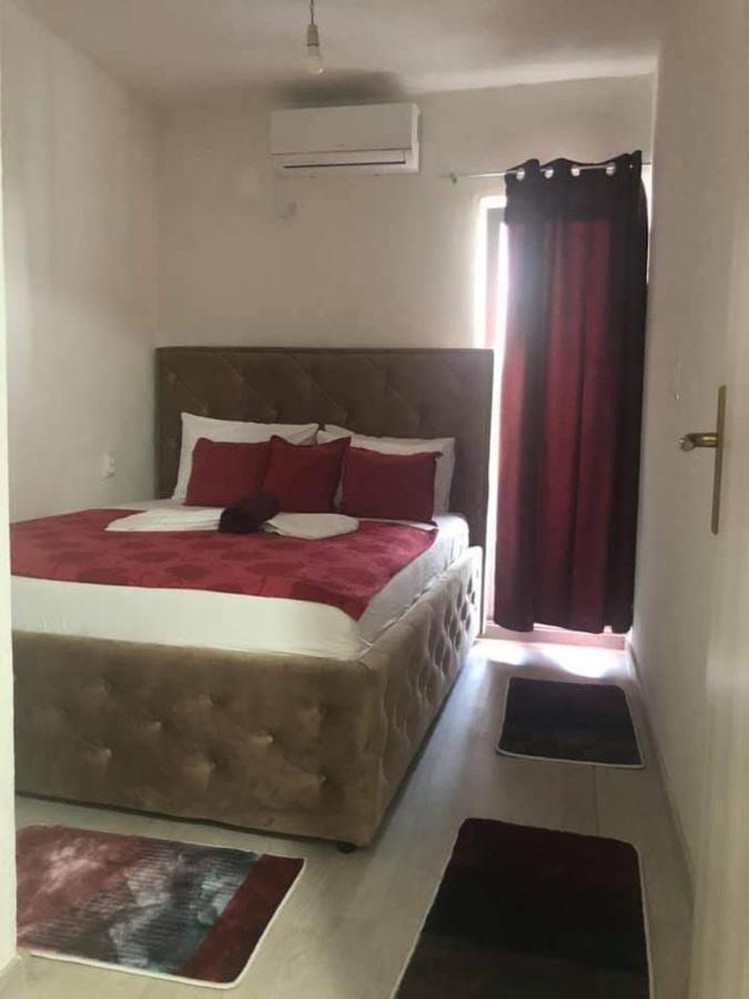 Apartments Daris Ulcinj Bagian luar foto