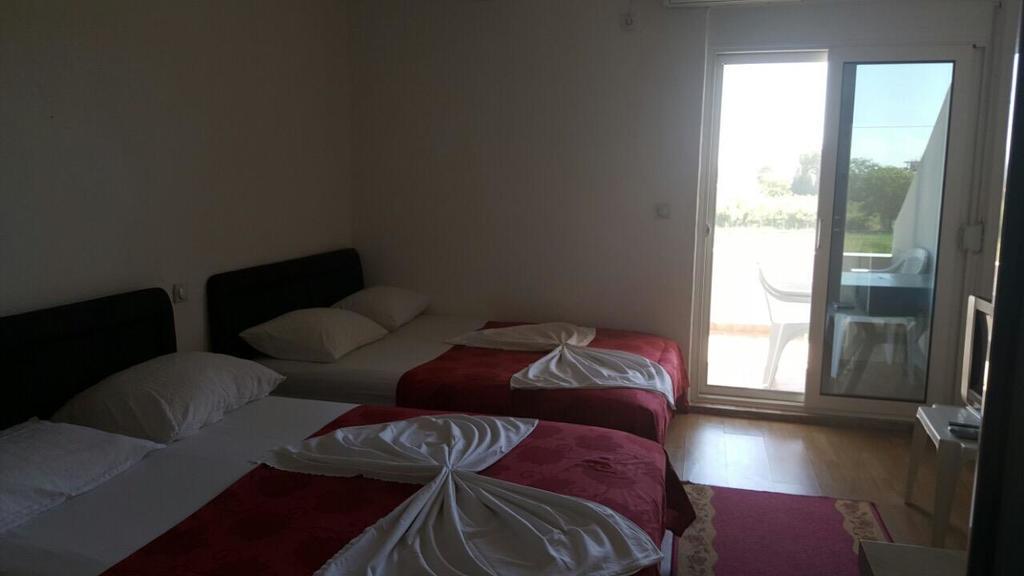 Apartments Daris Ulcinj Bagian luar foto